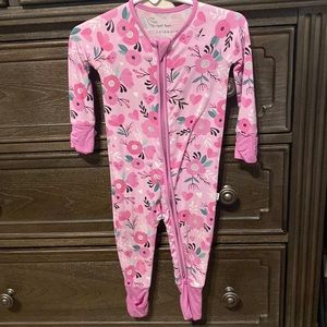 Pink little sleepies. Size 3/6 months.